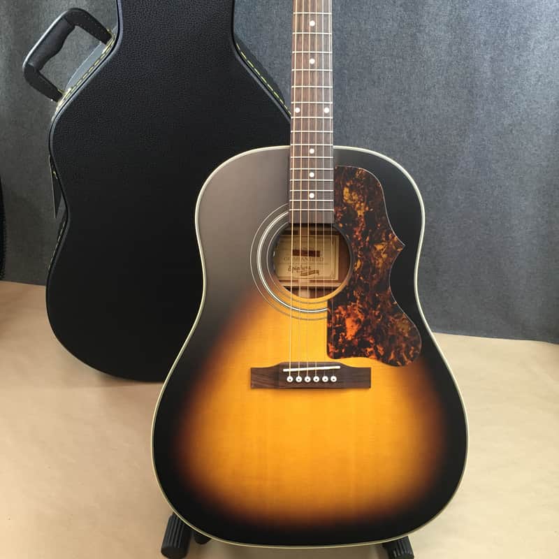 Epiphone AJ-45ME - w/ CASE & Tuner - Masterbilt All-Solid Acoustic