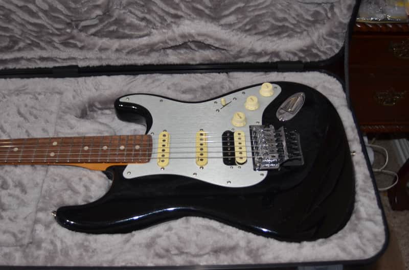 Fender American Ultra Luxe Stratocaster Floyd Rose HSS 2021 - 2024 - Mystic Black image 1