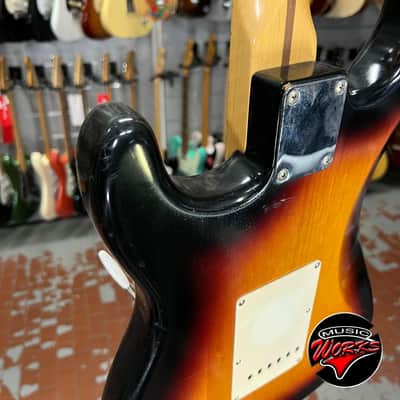 Fender   American Standard Stratocaster 2004 image 10