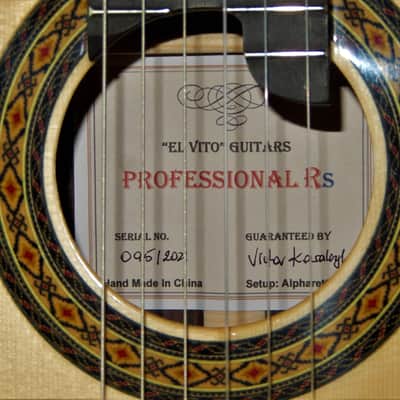 LEGENDARY "EL VITO" PROFESSIONAL RS - LUTHIER MADE - WORLD CLASS - CLASSICAL GRAND CONCERT GUITAR - SPRUCE/INDIAN ROSEWOOD image 4