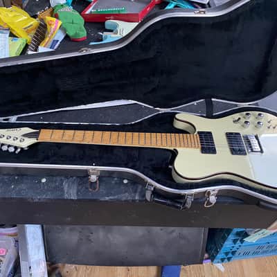 Carvin T-style custom shop 90's ? - White with Tortoise Binding image 2