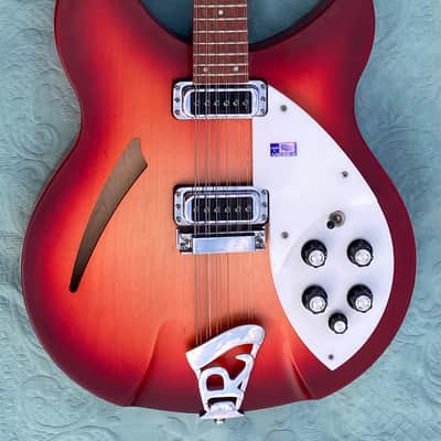 Rickenbacker 330/12 2010 - FireGlo Bild 1