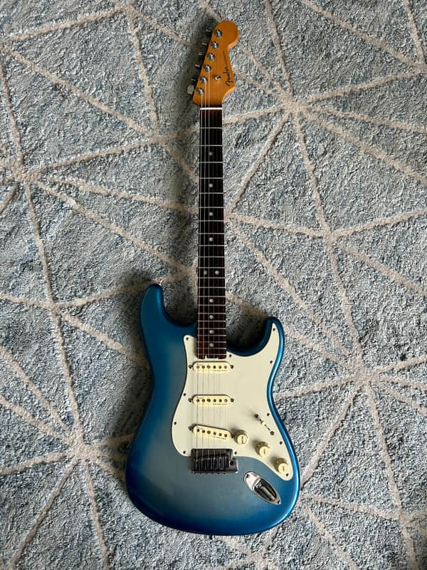 Fender American Elite Stratocaster | Reverb Canada