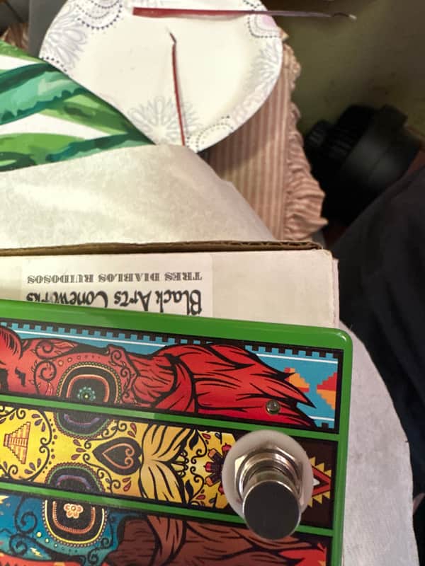 Black Arts Toneworks Tres Diablos Ruidosos Cascading Gainstage Overdrive 2010s - Green image 1