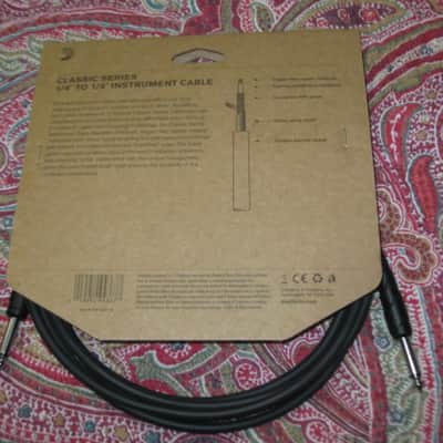 TWO new in package D'Addario Classic Series Instrument Cable Straight to Straight, 10ft. PW-CGT-10, Black / ultra-pure, oxygen-free copper coaxial conductor with dense spiral shielding in a low capacitance design / Double molded plug design image 22