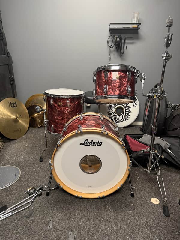Ludwig Classic Maple Fab 2021 - Burgundy Pearl image 1