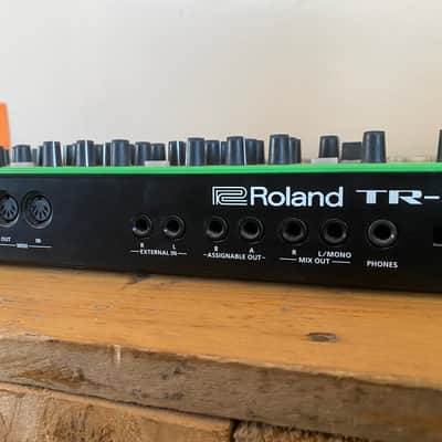 Roland AIRA TR-8 Rhythm Performer Drum Machine 2014 - Present - Black image 3
