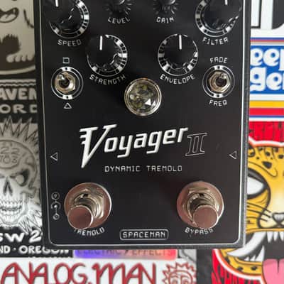 Spaceman Voyager II Dynamic Tremolo 2024 - Present - Black image 1