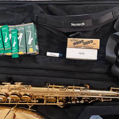 Yamaha YTS-62 III Tenor Saxophone - GOLD image 2