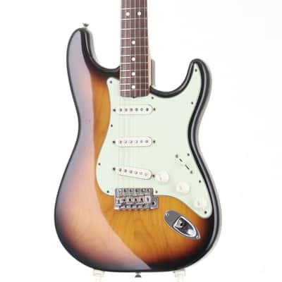 Fender US Vintage '62 Stratocaster 3-Color Sunburst, Manufactured in 1996 [V082112] (07/01) image 6