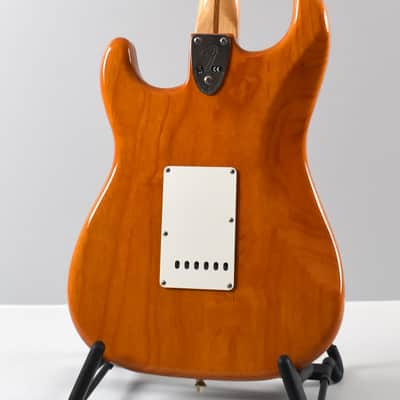 Fender Vintera '70s Stratocaster (2019) - Aged Natural image 3