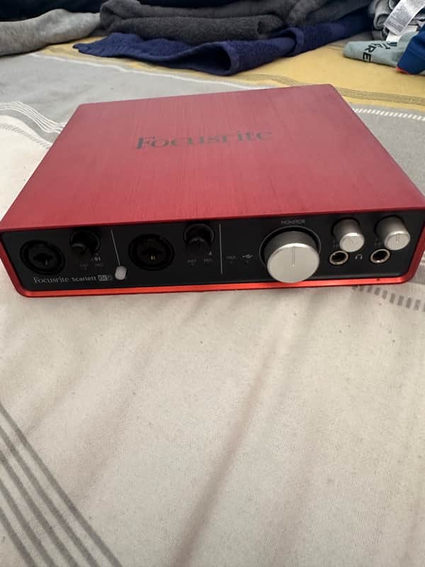 Focusrite Scarlett 6i6 2nd Gen USB Audio Interface