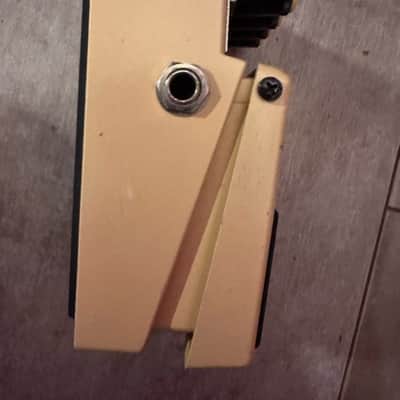 Boss FT-2 Dynamic Filter (Black Label) 1986 - 1989 - Yellow image 4