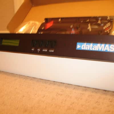 dataMaster JL Cooper - MINT CONDITION, ORIGINAL BOX, MANUALS image 1