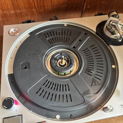 Immagine Technics SL-1200MK2 silver color Analog Turntable - 8