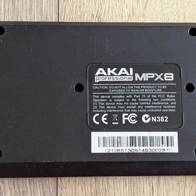 Akai MPX8 SD 2013 - Present - Black image 2