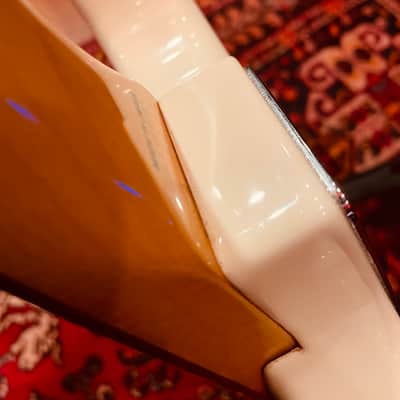 Fender Mustang Bass MIJ 2008-2010 - White image 5