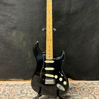 Fender LTD PLYR STRAT MN BLK 2021 - Black image 1