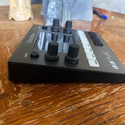 1010 Music Blackbox Desktop Compact Sampling Studio 2016 - Present - Black image 5