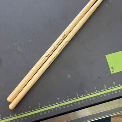 Regal Tip Hickory Quantum 3000 Nylon Tip Drum Sticks image 3