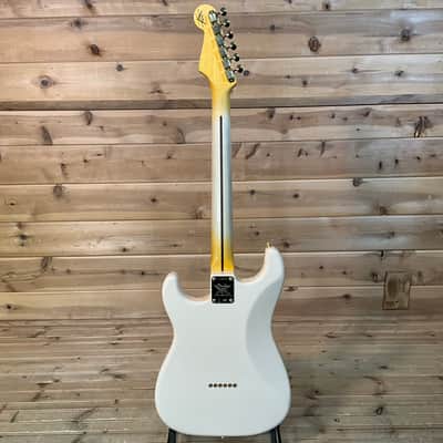 Fender Limited Edition 1954 HardTail Stratocaster Deluxe Closet Classic Electric Guitar - Super Faded Aged Shell Pink image 5