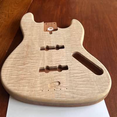 high end Offset Bass Body Unfinished Deep Curly Maple Top / Walnut Accent/ Solid One-piece Mahogany Back- limited Luthier Supply R2 image 12