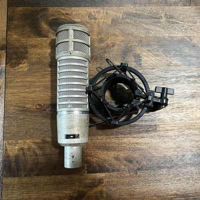 Electro-Voice RE20 Cardioid Dynamic Microphone 1968 - Present - Gray image 2