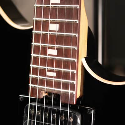 EVH SA-126 Standard Semi-Hollow Electric Guitar - Piano Black image 8