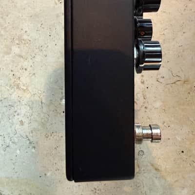 Keeley Synth 1 Reverse Attack Fuzz Wave Generator 2019 - Limited Edition Blackout image 4