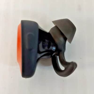 Bose SoundSport Free Earbuds image 3
