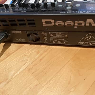 Behringer DeepMind 6 37-Key 6-Voice Polyphonic Analog Synth 2017 - Present - Black image 5
