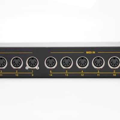 Opcode Systems Studio 4 8x8 MIDI Interface & Patchbay w/ Original Manuals #53338 image 12