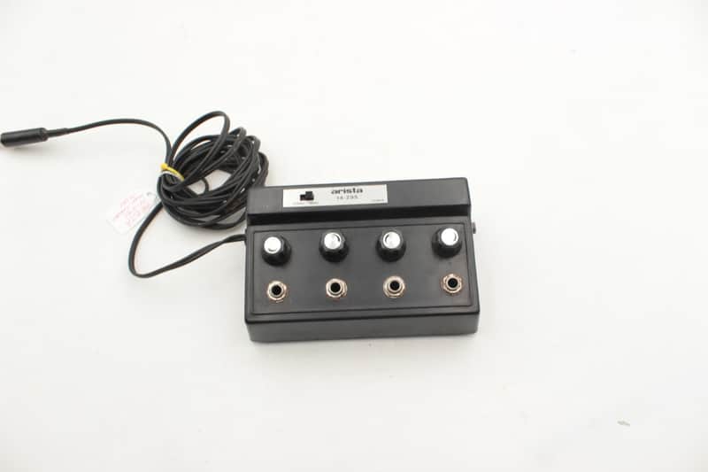 Arista 1/4" x4 Mono / Stereo Y Box 12-295 image 1