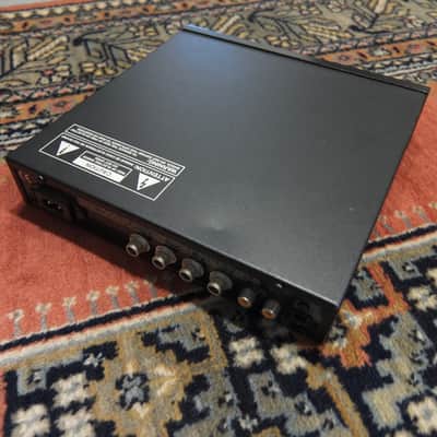 Roland DA-400 DA-Converter (Warranty) image 2