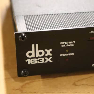 dbx 163X Over Easy Compressor / Limiter 2000's Half Rack image 2