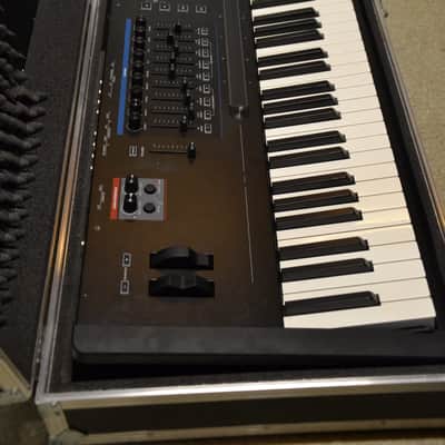 Kurzweil K2700 88-Key Synthesizer Workstation 2021 - Present - Black image 3