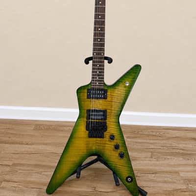 Washburn Dime 333 Dime Slime Dimebag Darrell Signature Series – Rare – Includes Hardshell Case image 1