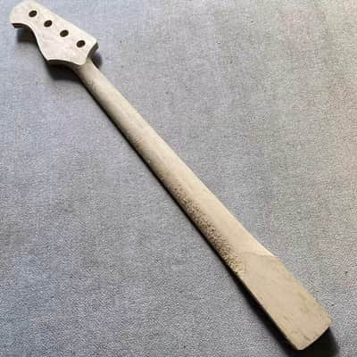 Maple Wood 4 String Jazz Bass Style Neck, Fretless Rosewood Fingerboard image 2
