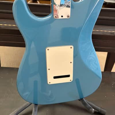 Fender  Stratocaster  1995-1996 - Lake Placid Blue 50th Anniversary Matching Headstock image 6