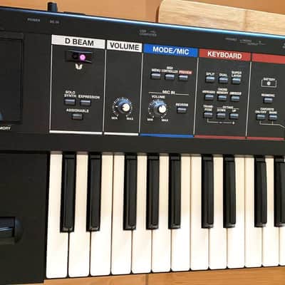 Roland JUNO-Di 61-Key Mobile Synthesizer Synth Keyboard – Excellent Condition image 4