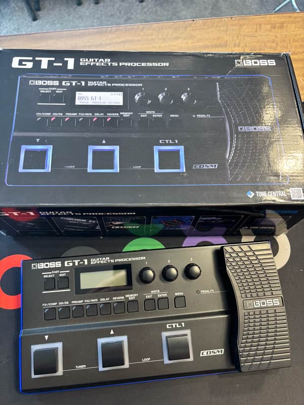 Boss GT-1 Guitar Effects Processor - Black image 1