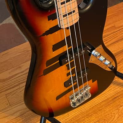 Share Fender Squier Jazz 4-string Bass - Custom Painted New York City Twin Towers Skyline image 5