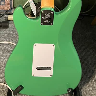 PRS SE Silver Sky 2025 - Present - Laurel Green image 2