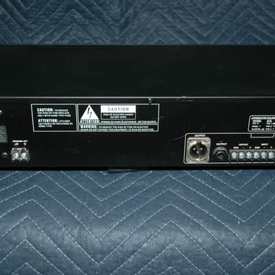 dbx 3031 1/3 Octave Graphic EQ 1990s - Black image 3