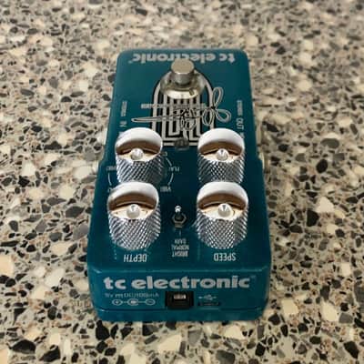 TC Electronic John Petrucci Dreamscape 2012 - Present - Blue Sparkle image 6