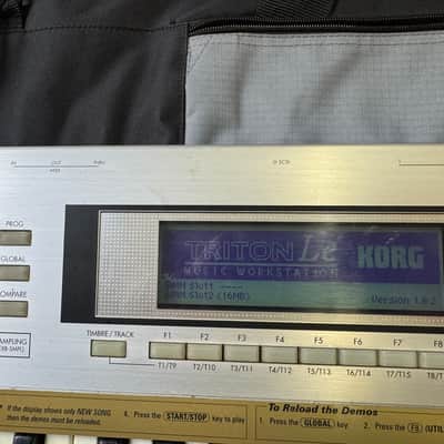 Korg TRITON LE 61 key synthesizer, piano/vintage keyboard 16mg //ARMENS// image 3