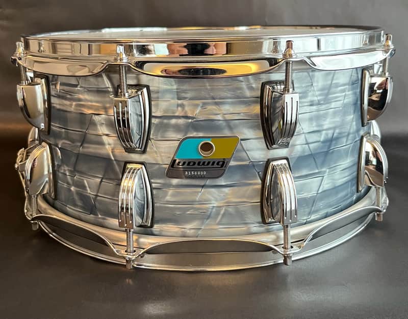 Ludwig Classic Maple snare drum 2012 - Sky Blue Pearl image 1