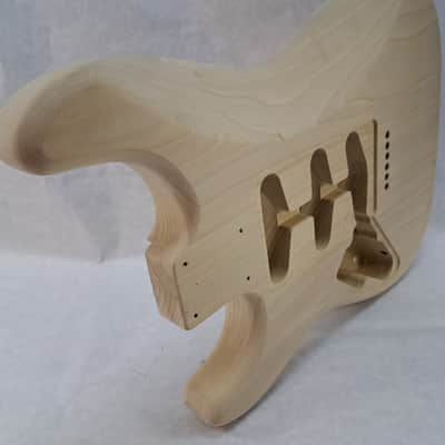 Unfinished Poplar SSS Hardtail guitar body - fits Fender Strat Stratocaster necks J2281 image 8
