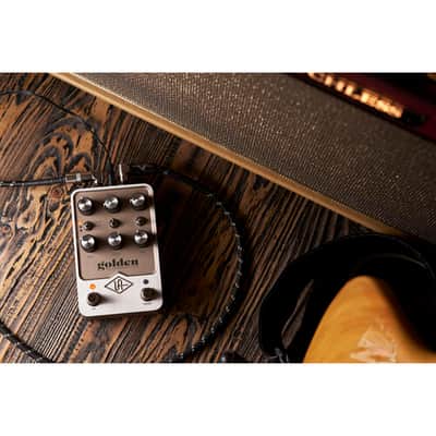 Universal Audio GOLDEN Reverberator Stereo Effects Pedal image 3