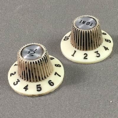 2 Vintage 60s Reissue Fender Relic Jazzmaster Knobs Slotted Set Screws Witch Hat image 4